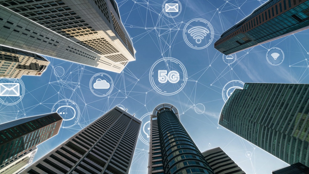 Internet of Things (IoT) - Connected Devices and Smart Sensors